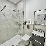 Lejlighed Stylish Retreat - Sleeps 6
