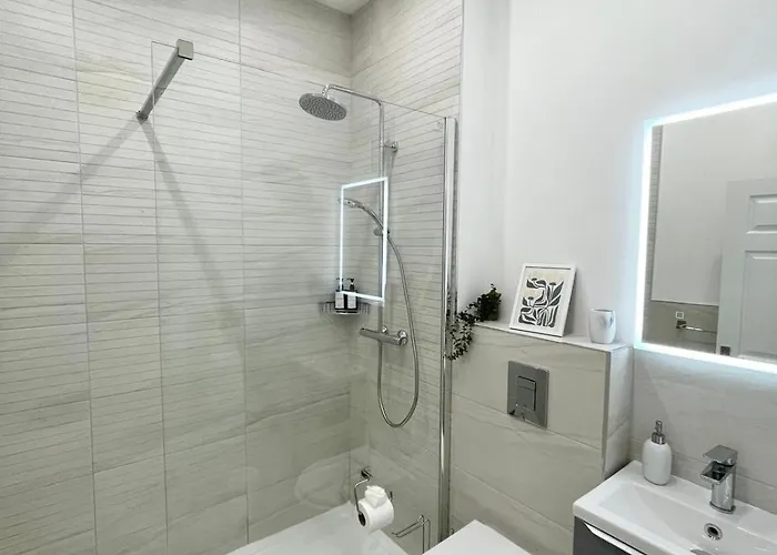 Stylish Retreat - Sleeps 6 Apartament Galway