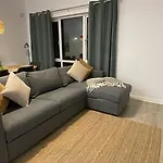 Stylish Retreat - Sleeps 6 Apartamento *